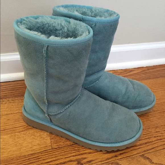 UGG classic short boots