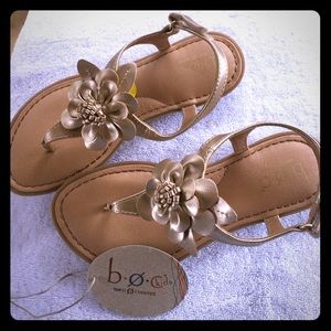 NEW: Little girls sandals, size 1, by B.O.C.