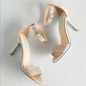 Betsy Johnson Etiquette Specialist Heel