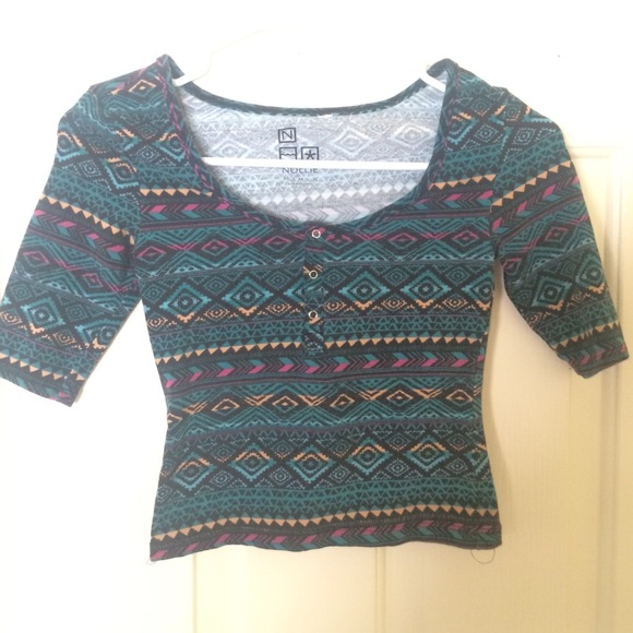 Pacsun tribal crop top with 3/4 sleeves
