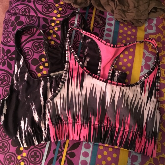 BUNDLE: 9 Sports bras - Picture 2 of 3