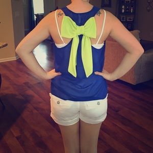 🎀 ❗️reduced❗️Bow-back shirt