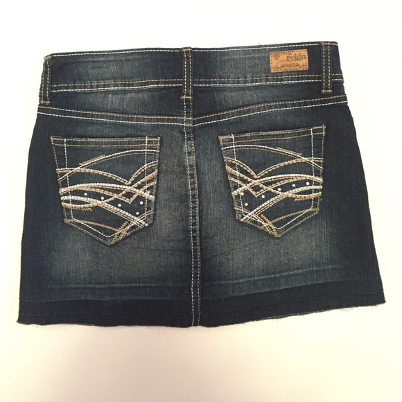 Jean Skirt - Picture 2 of 4