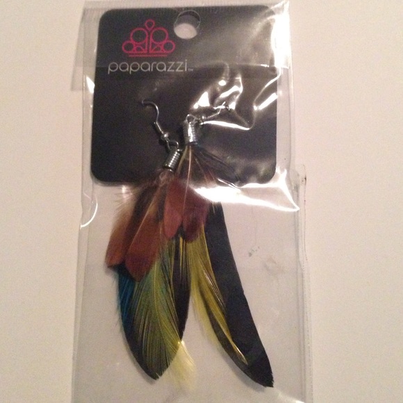 (New) Feather Earrings