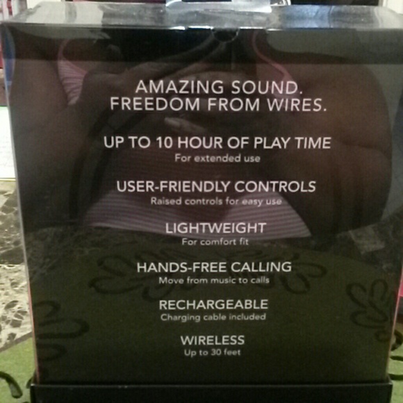 Head phones - Picture 3 of 4