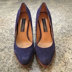 Steve Madden Blue Suede Pumps size 7