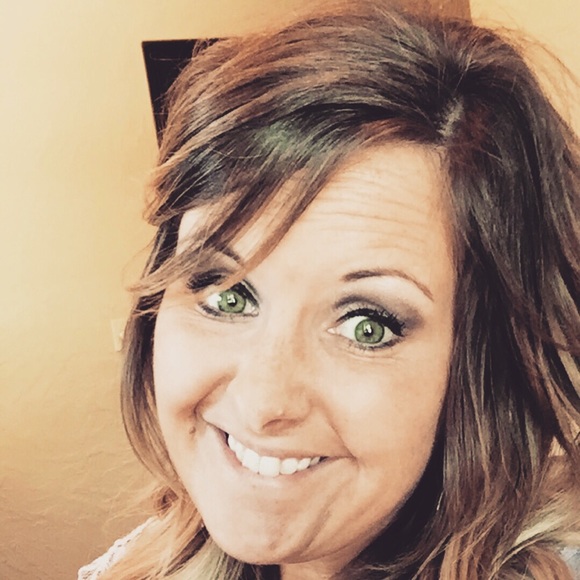 Meet your Posher, Callie - Picture 2 of 4