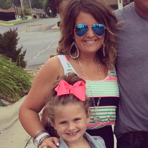 Meet your Posher, Callie - Picture 3 of 4