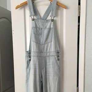 Hollister Co Lightwash overalls