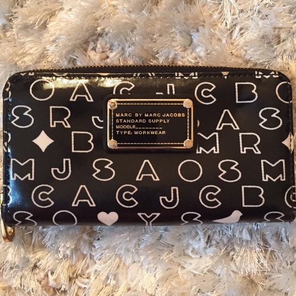Authentic Marc by Marc Jacobs Wallet