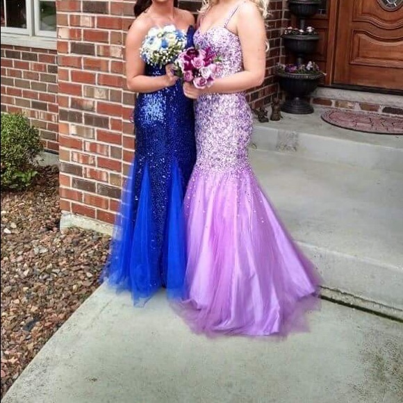 Beautiful Lilac Prom Dress - Picture 2 of 4