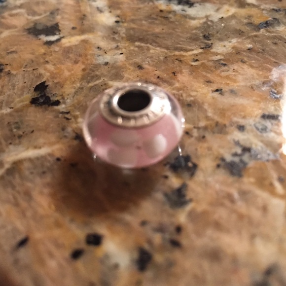 Chamilia Glass Bead