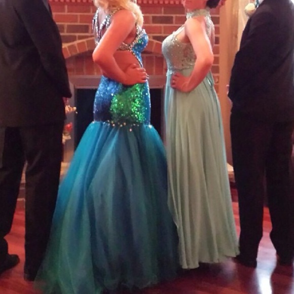 Gorgeous Mermaid Style Blue Prom Dress - Picture 3 of 3