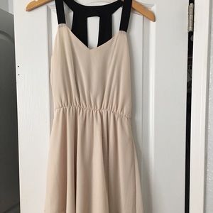 Flowy off white Tobi dress