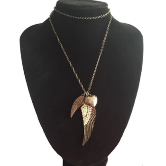 🆕 Wings of heart long necklace⚡️Flash Sale🔴💰 - Picture 2 of 2