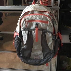 Women's north face recon backpack