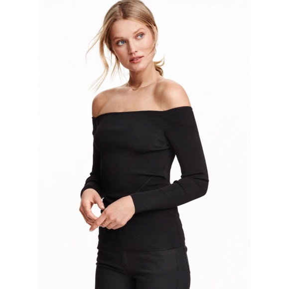 H&M Tops - H&M Ribbed off shoulder long sleeve