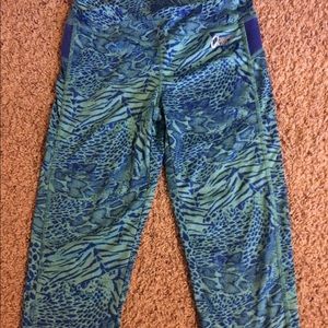 Aeropostale Crop Workout Leggings