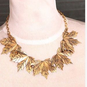 Vintage Maple Leaves Statement Pendant Choker