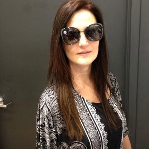 Meet your Posher, Medrith