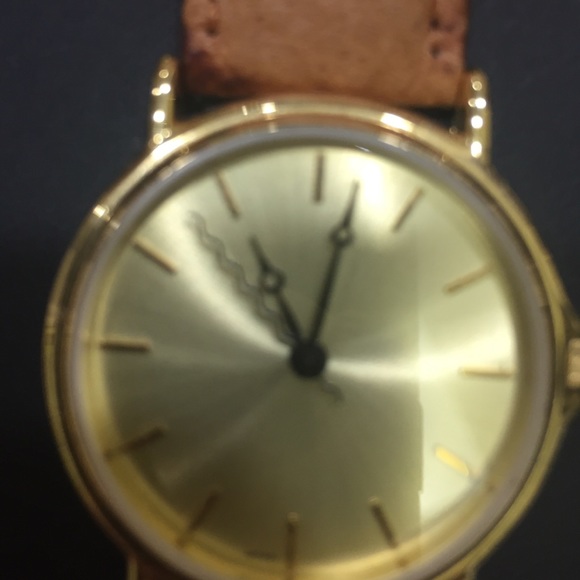 Watch - Picture 2 of 4