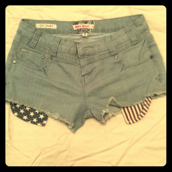 Shorts with flag print