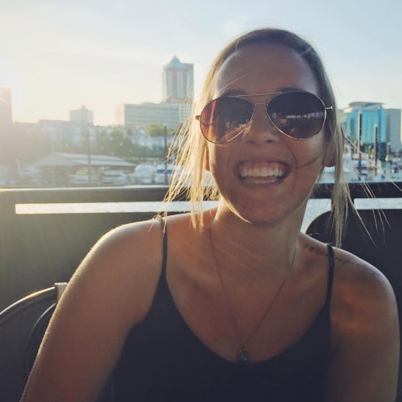 Meet your Posher, Nikki