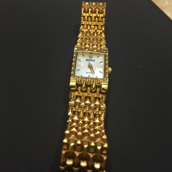 Ladies dress watch