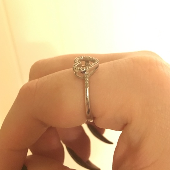 Diamond heart ring - Picture 3 of 4