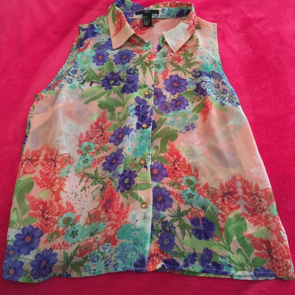 Sheer Floral Sleeveless Top - Picture 1 of 3
