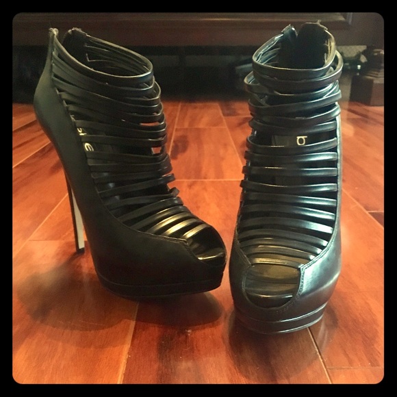 Bebe Booties