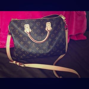 Louis Vuitton Purse