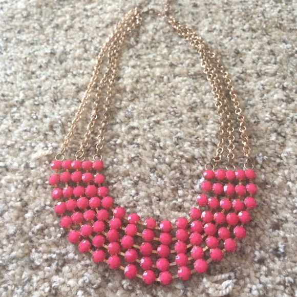 Statement necklace