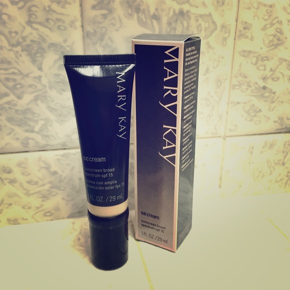 NIB Mary Kay CC Cream, Very Light, Full Size