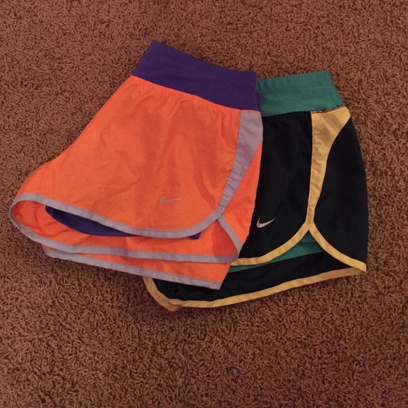 Nike Dri Fits with built in spandex - Picture 1 of 1