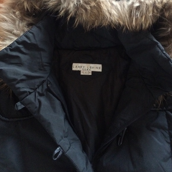 Black down puffer coat w/ faux fur - Picture 3 of 3