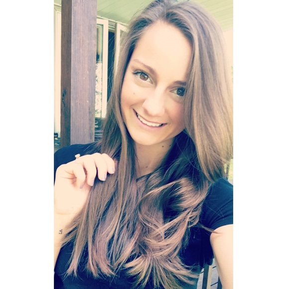 Meet your Posher, Shannon - Picture 1 of 3