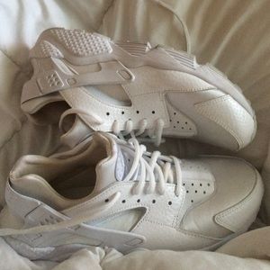 All White Air Huarache
