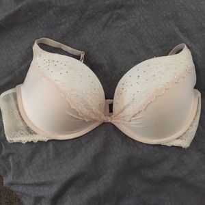 Pink Diamond Demi lace bra