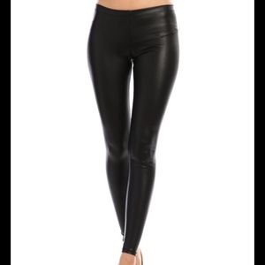 🆕💥 Faux Leather Leggings