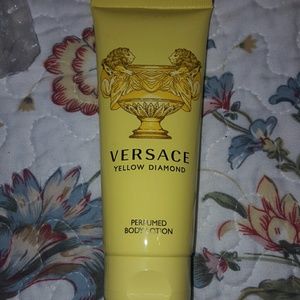 VERSACE BRAND NEW YELLOW DIAMOND LOTION