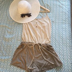 NWOT Beige & cream striped romper SZ M/L