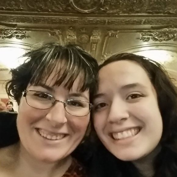 Meet your Posher, Jennifer - Picture 1 of 1