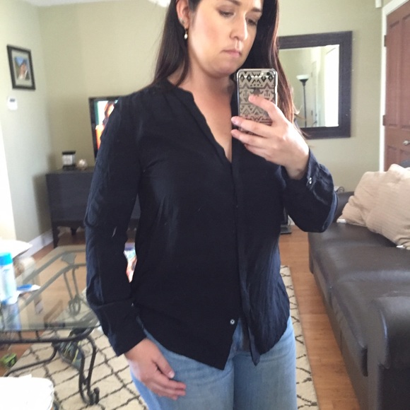 Old Navy top - Picture 4 of 4