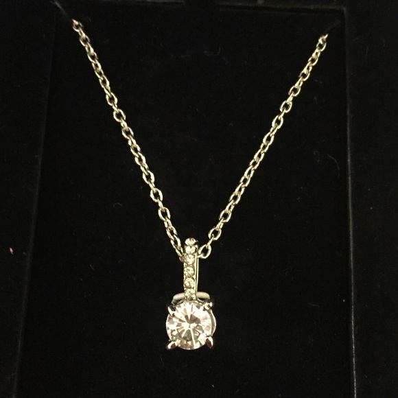 Watch. Necklace. Bracelet set. Gift box. - Picture 3 of 4