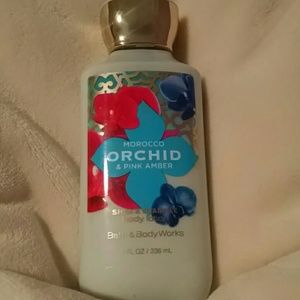 Bath & Body Works - Morocco Orchid & Pink Amber
