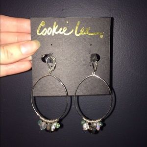 Genuine crystal hoop like earrings