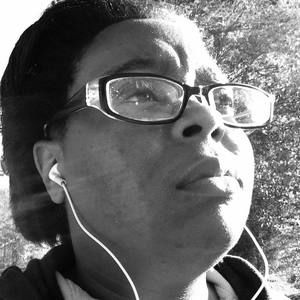 Meet your Posher, Ebony