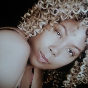 Meet your Posher, Tamika