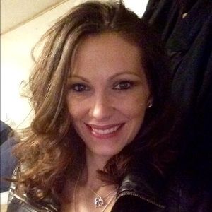 Meet your Posher, Loretta